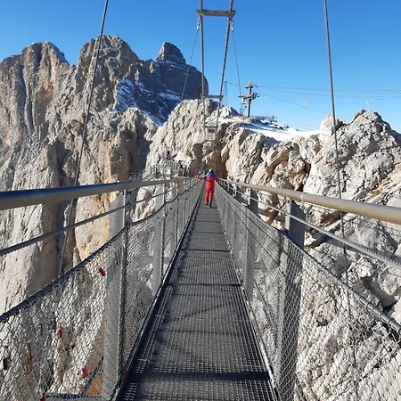 Lechnerhof Apartment *